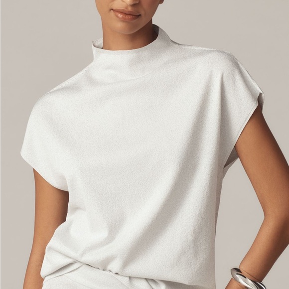Pilcro Sweaters - NWT- Pilcro Women’s Light Gray/Silver Turtleneck Sweater